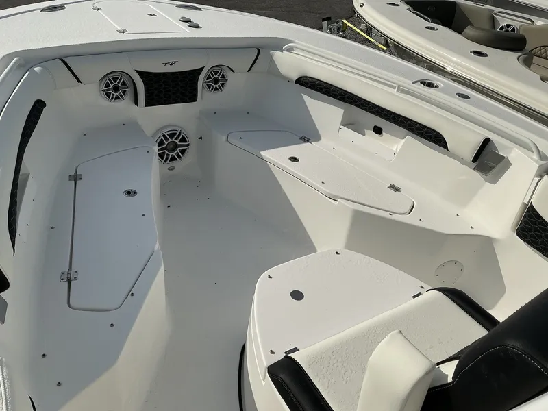 Slide: The Image of Tidewater 256 CC Adventure 2025 - 21