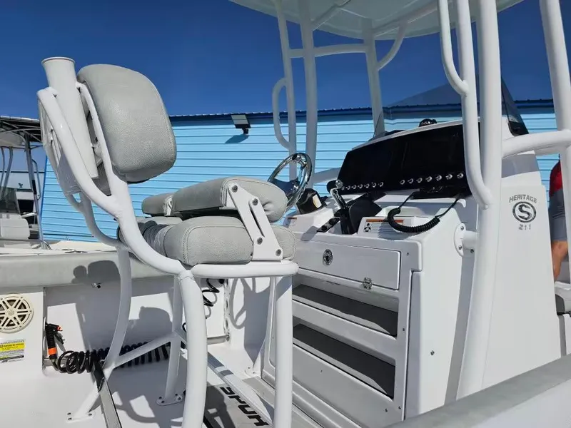 Slide: The Image of Sportsman 212 HERITAGE PLATINUM 2020 - 3