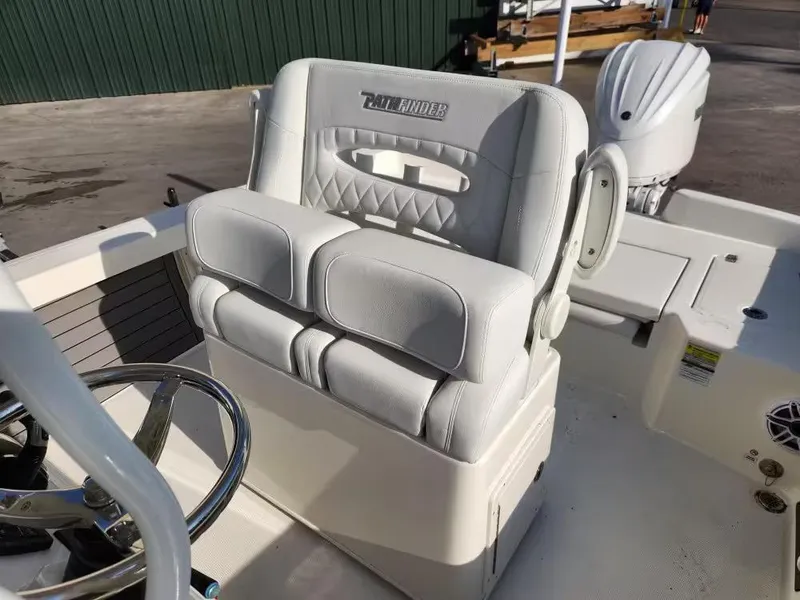 Slide: The Image of 2024 Pathfinder 2400 TRS boat seat with steering wheel, showcasing luxury and comfort. - 7