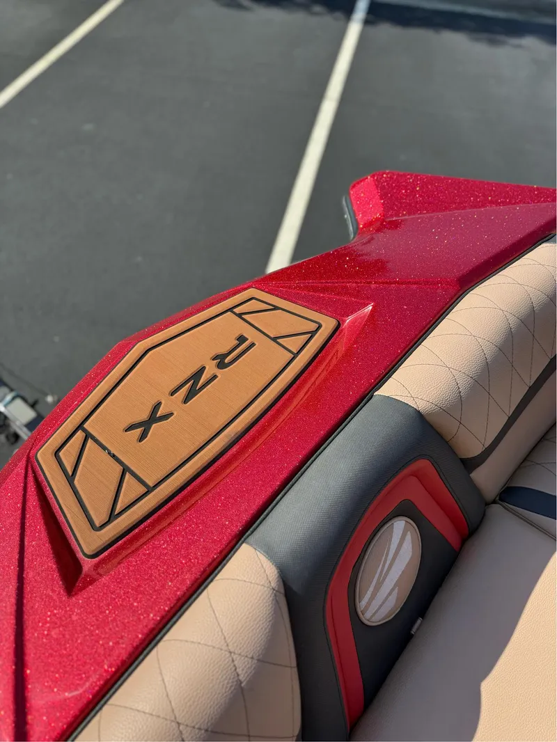 Slide: The Image of Tigé RZX2 2019 - 26