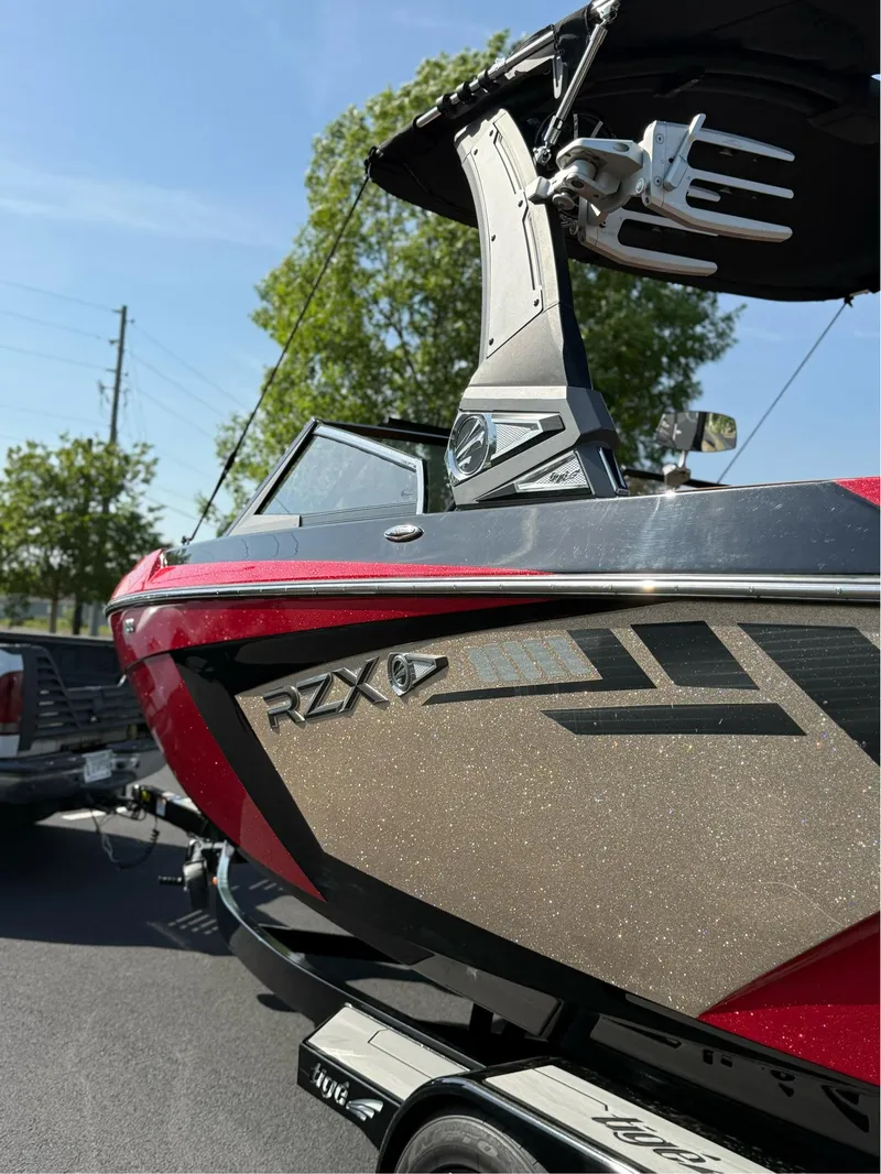 Slide: The Image of Tigé RZX2 2019 - 33