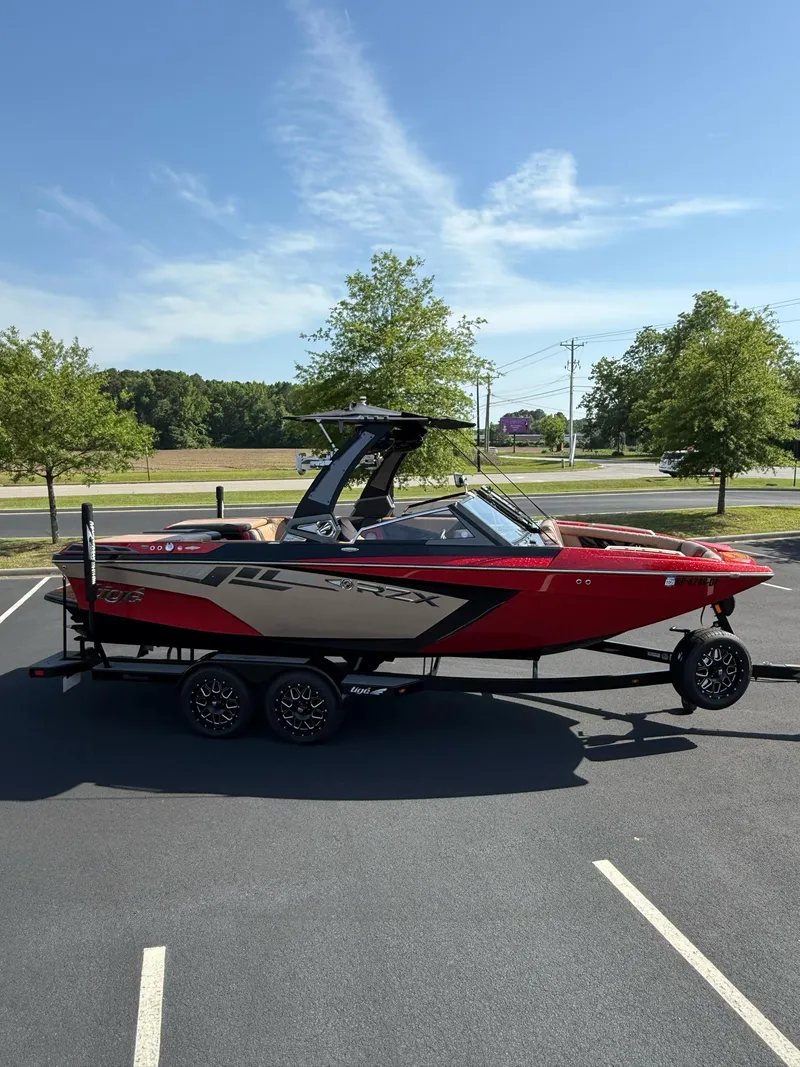 Slide: The Image of Tigé RZX2 2019 - 7