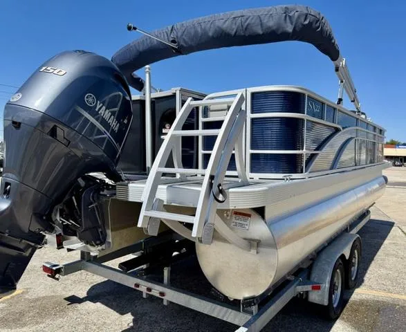 Slide: The Image of 2023 Bennington SX Fish 22 SXFAPG pontoon boat with Yamaha outboard motor. - 6