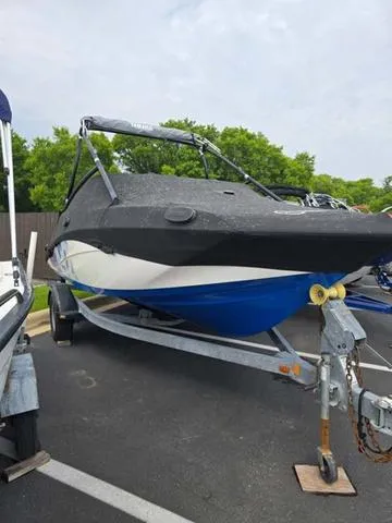 Slide: The Image of Yamaha AR192 2015 - 4