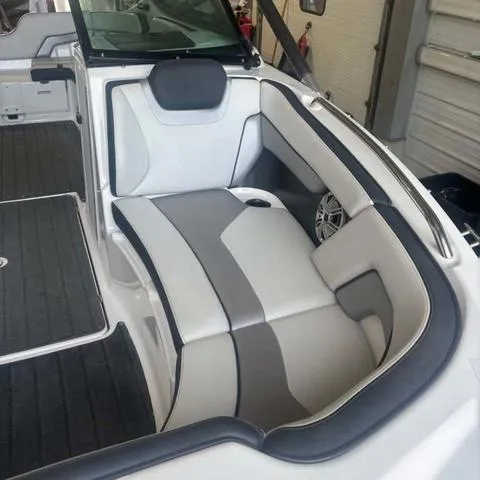 Slide: The Image of Yamaha 212X 2015 - 12