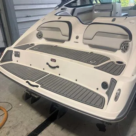 Slide: The Image of Yamaha 212X 2015 - 4