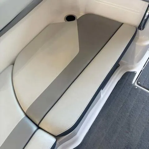 Slide: The Image of Yamaha 212X 2015 - 8