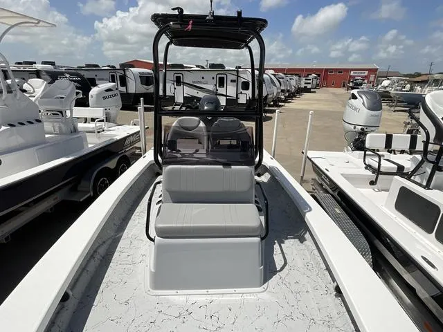 Slide: The Image of Majek 22 XTREME 2025 - 10