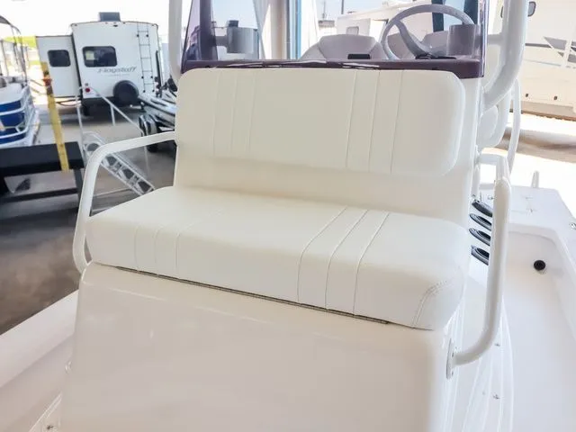 Slide: The Image of Majek M2 ILLUSION 2025 - 16