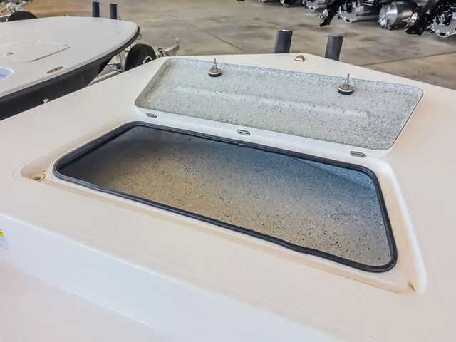 Slide: The Image of Majek M2 ILLUSION 2025 - 17