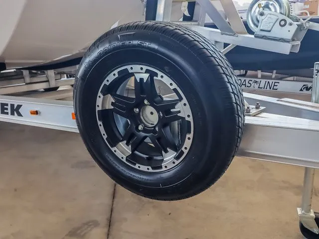 Slide: The Image of Majek M2 ILLUSION 2025 - 19