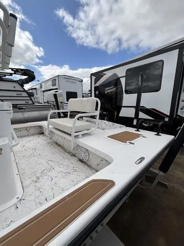 Slide: The Image of Majek 25 ILLUSION 2022 - 4