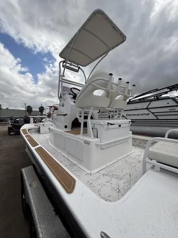 Slide: The Image of Majek 25 ILLUSION 2022 - 5