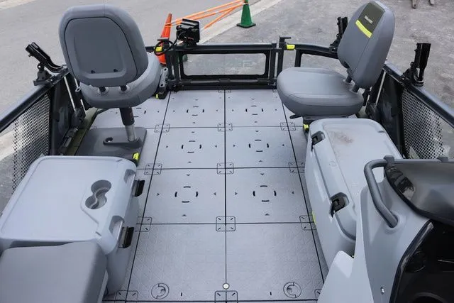 Slide: The Image of Sea-Doo Switch Fish 18 2025 - 23