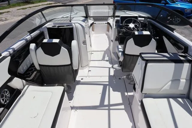 Slide: The Image of Yamaha 252SE-MIST GRAY-GALVANIZED 2025 - 11