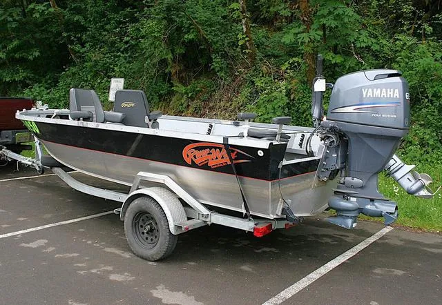 Slide: The Image of River Wild 16 Open Tiller 2009 - 3