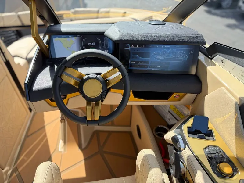 Slide: The Image of Nautique Paragon G23 2026 - 18