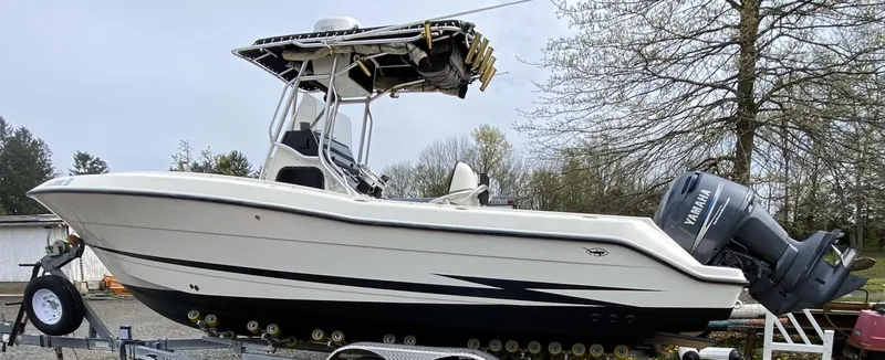 Slide: The Image of 2002 Hydra-Sports 2390 CC Vector boat on trailer with Yamaha outboard motor. - 11