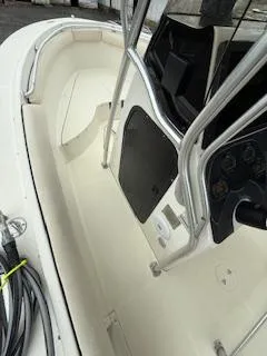 Slide: The Image of 2002 Hydra-Sports 2390 CC Vector boat interior with console and seating area. - 13