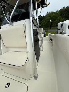 Slide: The Image of 2002 Hydra-Sports 2390 CC Vector boat interior with seating and console. - 18