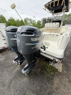 Slide: The Image of 2002 Hydra-Sports 2390 CC Vector with twin Yamaha outboard motors. - 30