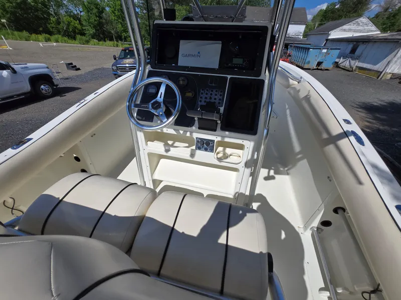 Slide: The Image of 2002 Hydra-Sports 2390 CC Vector boat interior with steering wheel and console. - 41