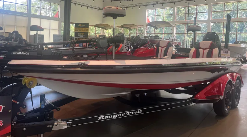 The Image of 2025 Ranger Z519R Cup-Equipped boat in showroom, featuring sleek design and modern equipment. - 0