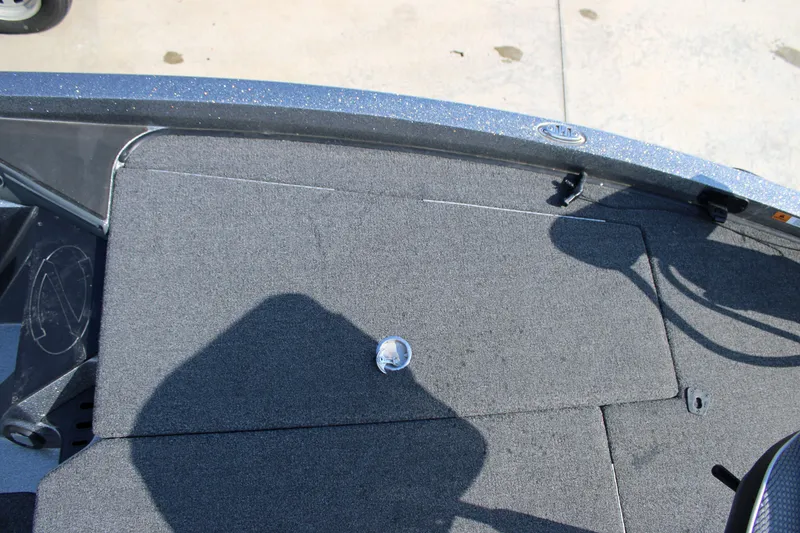 Slide: The Image of 2023 Ranger Z519 Ranger Cup Equipped boat deck with storage compartment. - 6