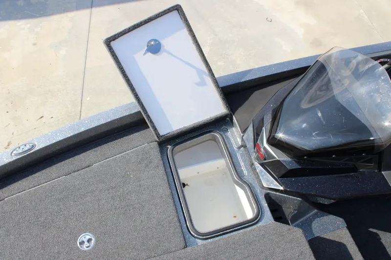 Slide: The Image of 2023 Ranger Z519 Ranger Cup Equipped boat with open storage compartment. - 9