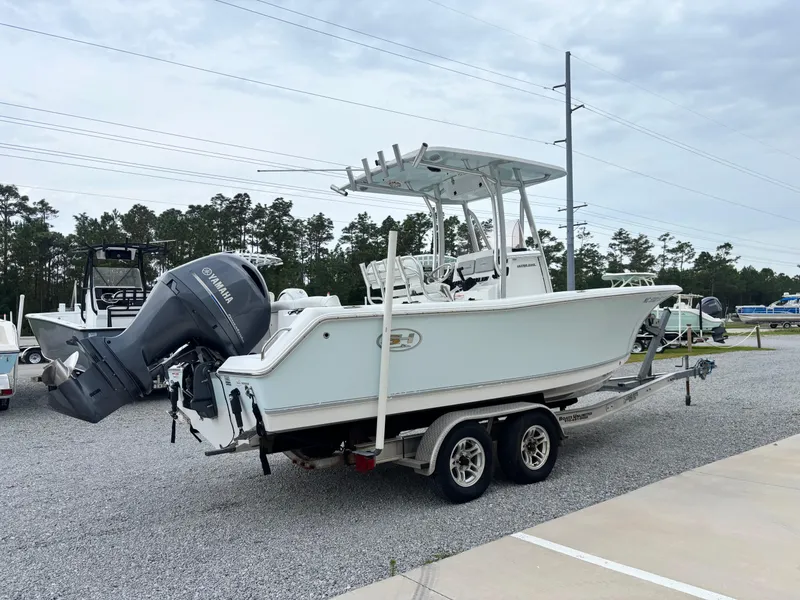 Slide: The Image of Sea Hunt Ultra 225 2016 - 2