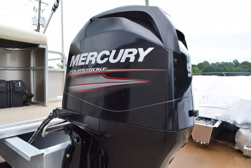 Slide: The Image of Mercury FourStroke engine on 2014 SunChaser Classic Cruise 8520 pontoon boat. - 6