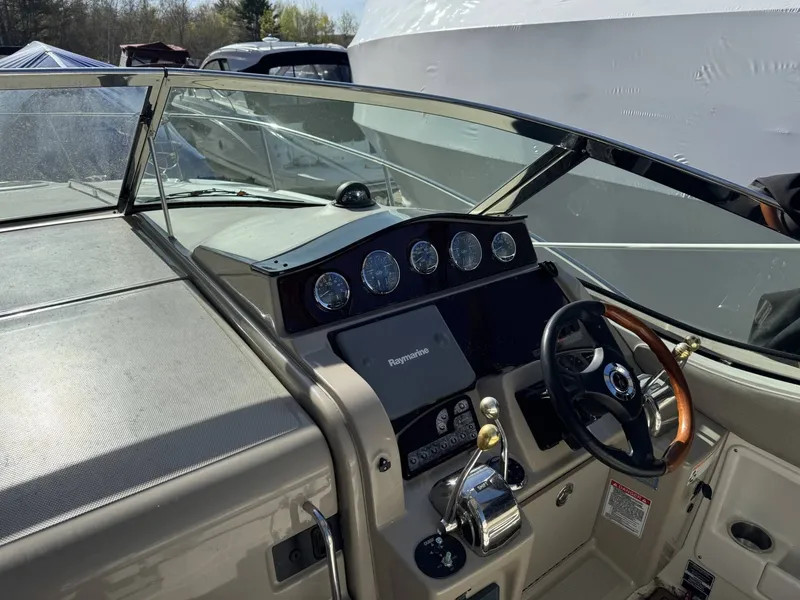 Slide: The Image of Sea Ray 310 Sundancer 2007 - 17