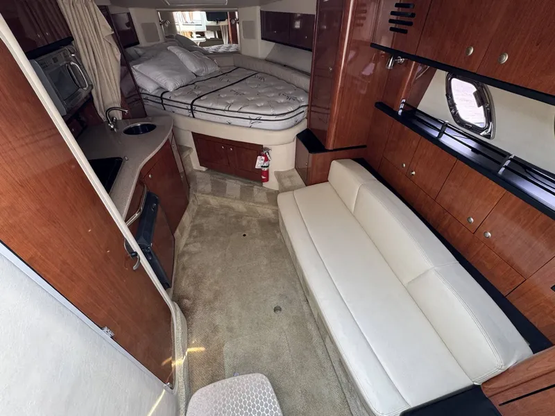 Slide: The Image of Sea Ray 310 Sundancer 2007 - 8