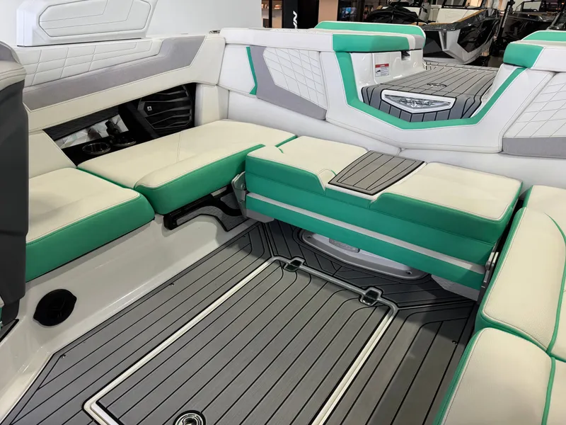 Slide: The Image of Nautique Super Air Nautique G21 2022 - 15