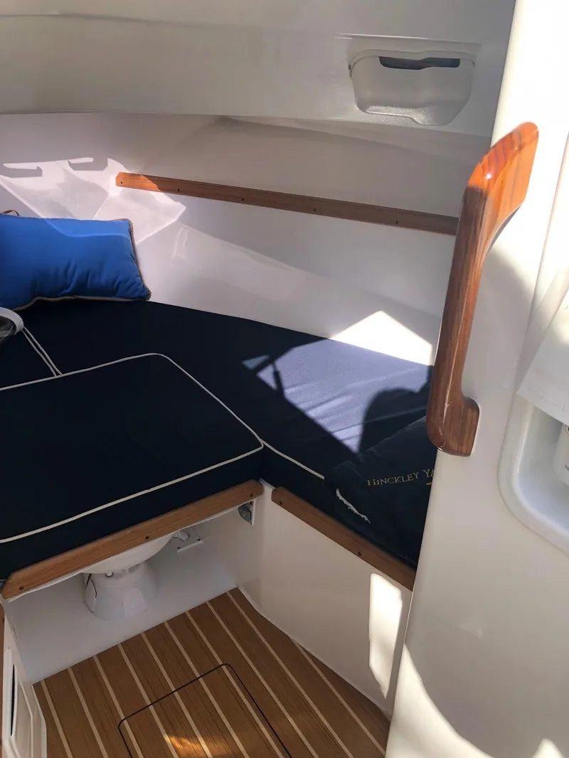 Slide: The Image of Hunt Yachts 25 Harrier 2015 - 59