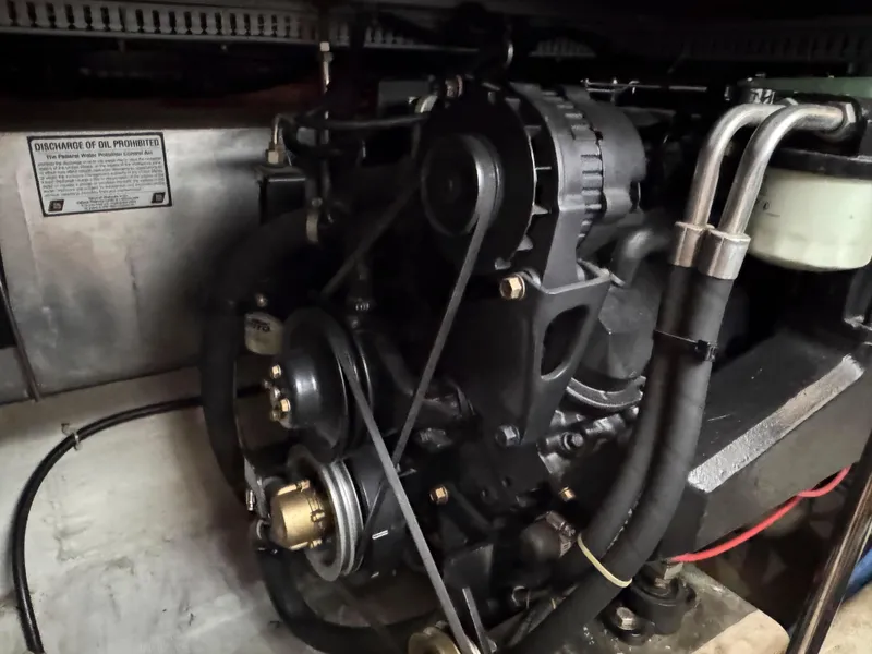 Slide: The Image of Engine compartment of a 1999 Carver 406 Aft Cabin Motor Yacht. - 42