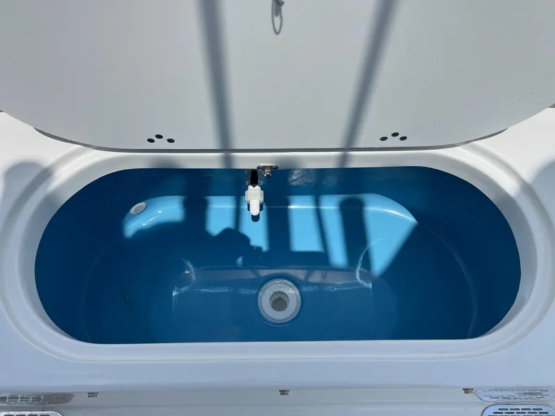 Slide: The Image of Tidewater 232 LXF 2025 - 31