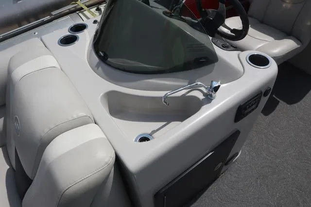 Slide: The Image of Starcraft SLS3 2014 - 8