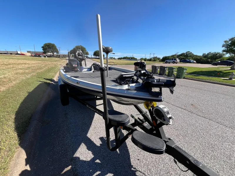 Slide: The Image of Ranger Z520 2016 - 59