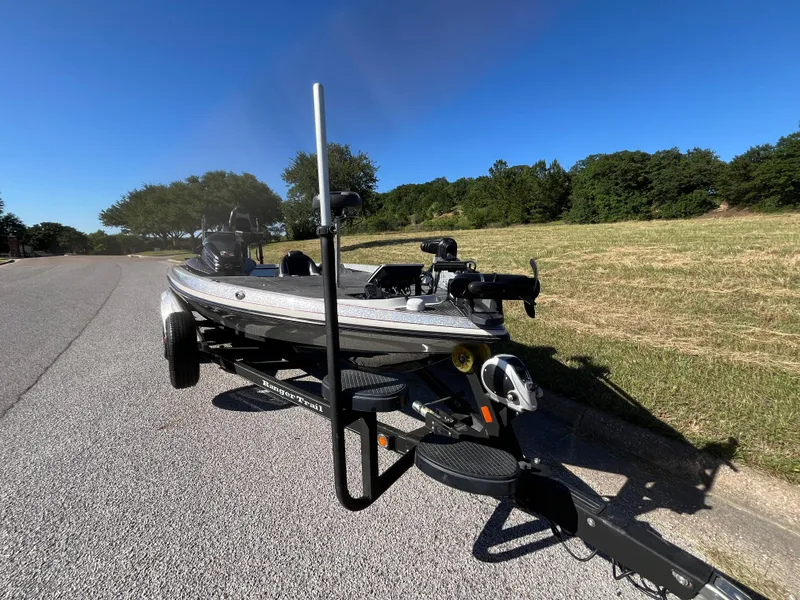 Slide: The Image of Ranger Z520 2016 - 62