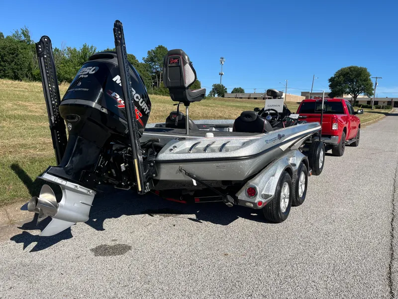 Slide: The Image of Ranger Z520 2016 - 68