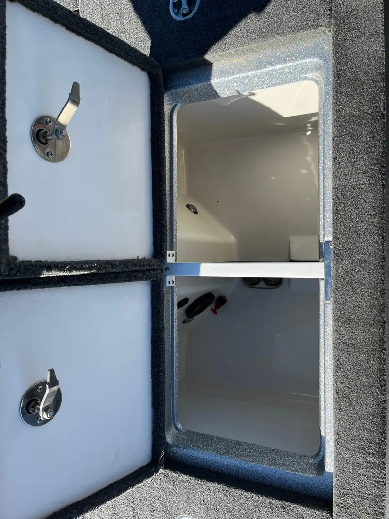 Slide: The Image of Ranger Z520 2016 - 73