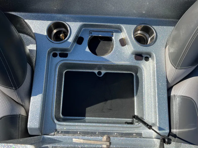 Slide: The Image of Ranger Z520 2016 - 81