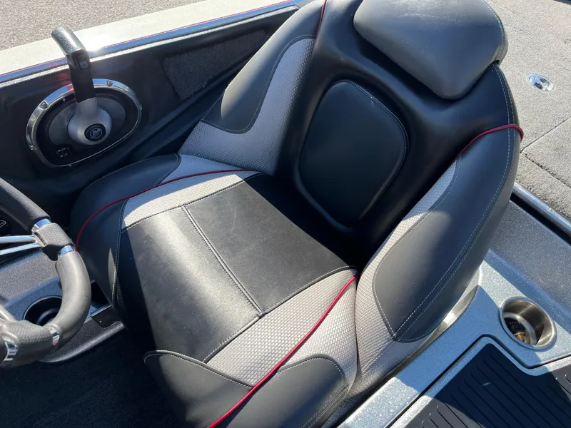 Slide: The Image of Ranger Z520 2016 - 83