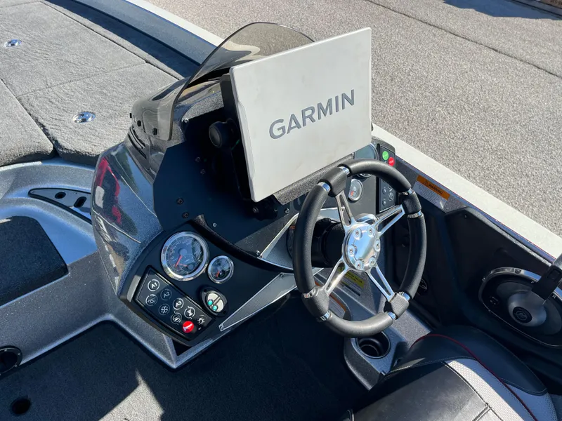 Slide: The Image of Ranger Z520 2016 - 84