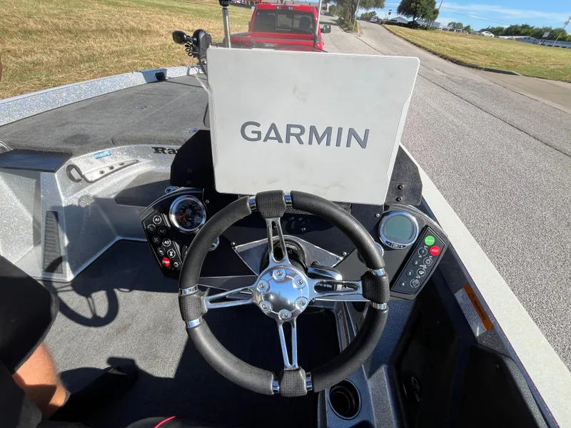 Slide: The Image of Ranger Z520 2016 - 85