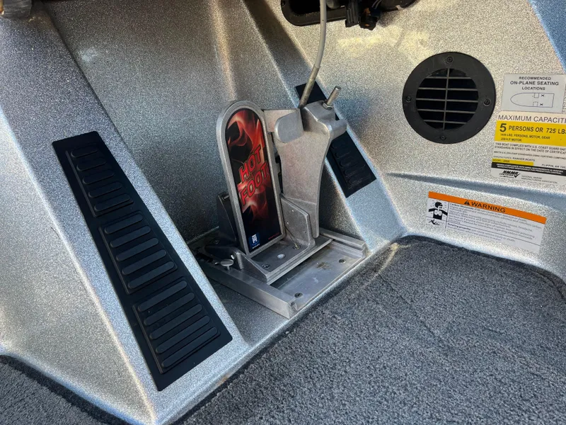 Slide: The Image of Ranger Z520 2016 - 86