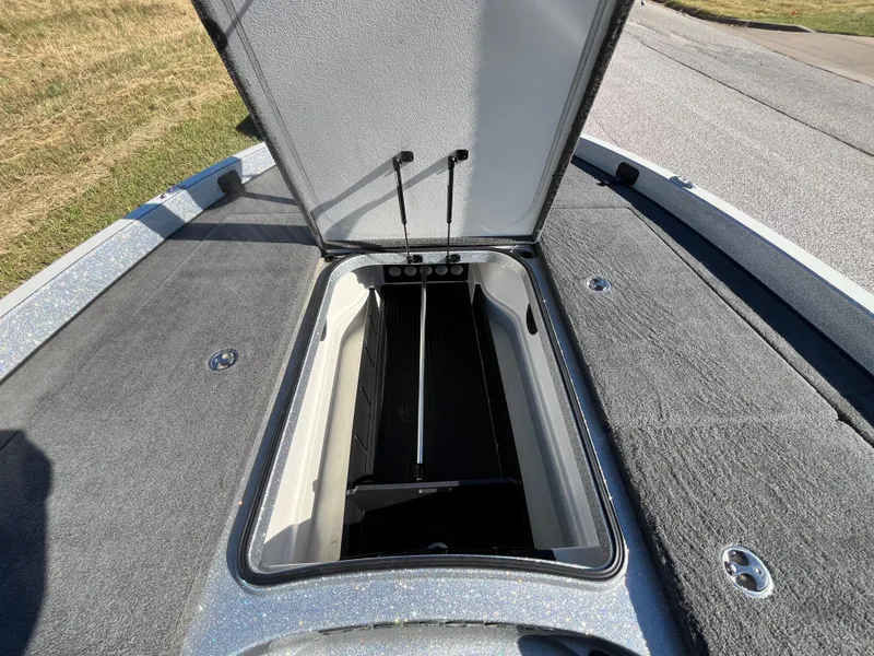 Slide: The Image of Ranger Z520 2016 - 91