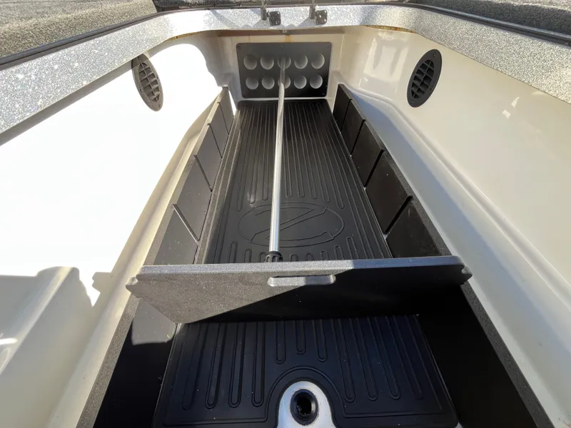 Slide: The Image of Ranger Z520 2016 - 92