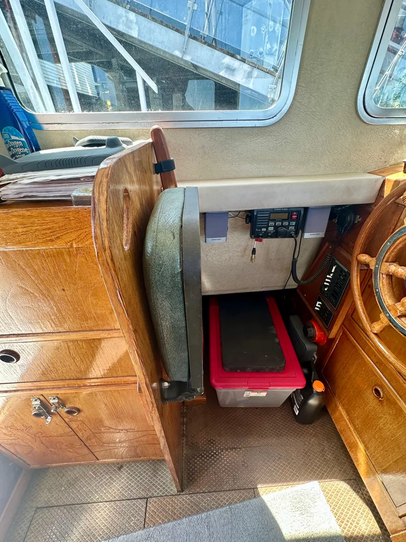 Slide: The Image of Fisher 34 Pilothouse Ketch 1985 - 70